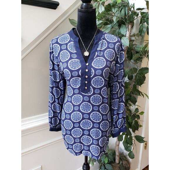 Michael Kors Top Blouse Women's Size Large Blue Geo Print Long Sleeve V-Neck - Picture 1 of 12